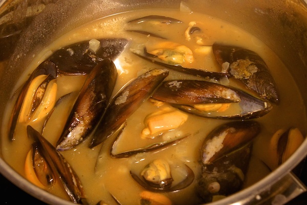 Cocinar mejillones a la marinera