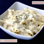 Macarrones con salsa roquefort