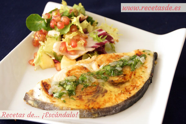 Receta de emperador a la plancha con salsa verde