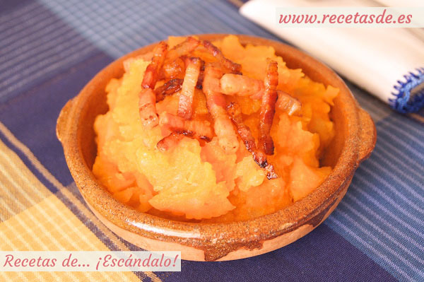 Receta de patatas revolconas, meneas, machaconas o revueltas