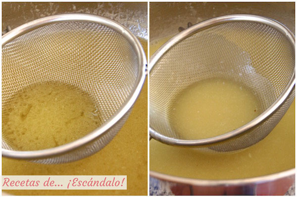 Emulsión de la salsa pil pil con un colador