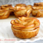 Rosas de manzana y hojaldre