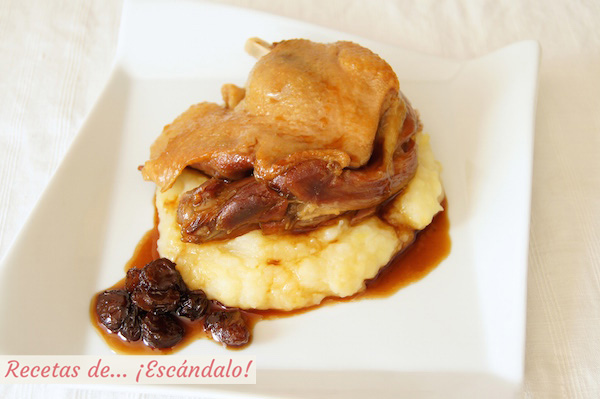 Confit de pato con salsa Pedro Ximenez y pure de patatas y manzanas