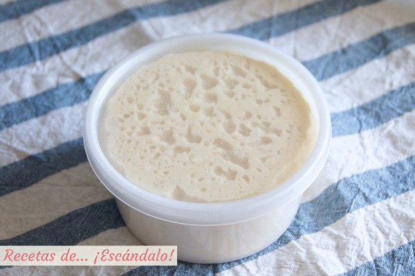 Masa del prefermento para el Roscon de Reyes