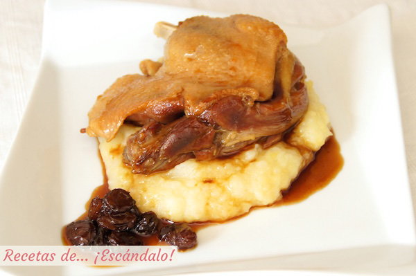 Receta de confit de pato con salsa Pedro Ximenez y pure de patatas y manzanas