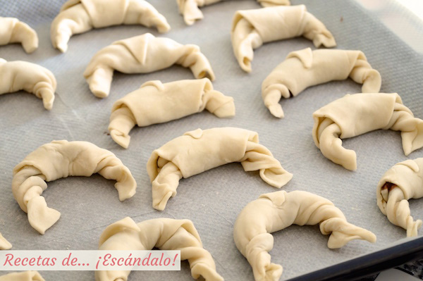 Croissants rellenos de Nutella