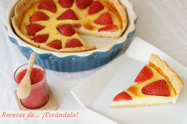 Receta de tarta de fresa con masa quebrada y coulis de fresa