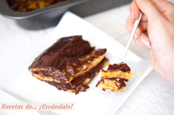 Tarta de la abuela, tarta de chocolate, galletas y natillas, muy facil
