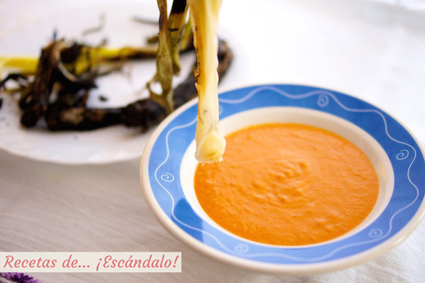 Receta de calçots y salsa romesco