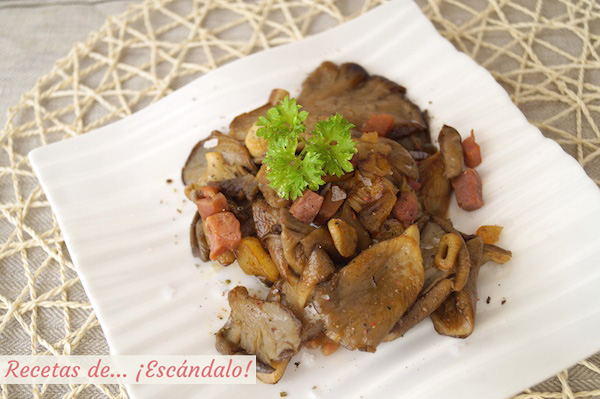 Receta de setas al ajillo con jamon, muy facil