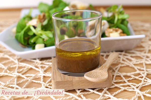 Receta de vinagreta de mostaza y miel, ideal para ensaladas