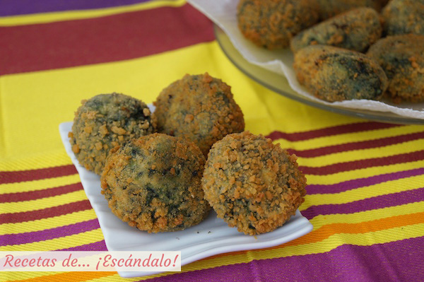 Croquetas de espinacas y piñones