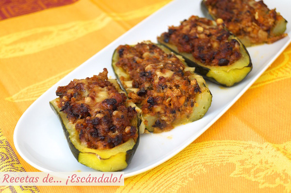 Receta de calabacines rellenos de carne al horno