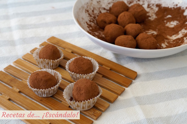 Como hacer trufas de chocolate caseras y muy facil