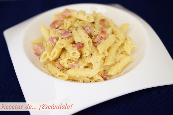 Macarrones a la carbonara, receta tradicional
