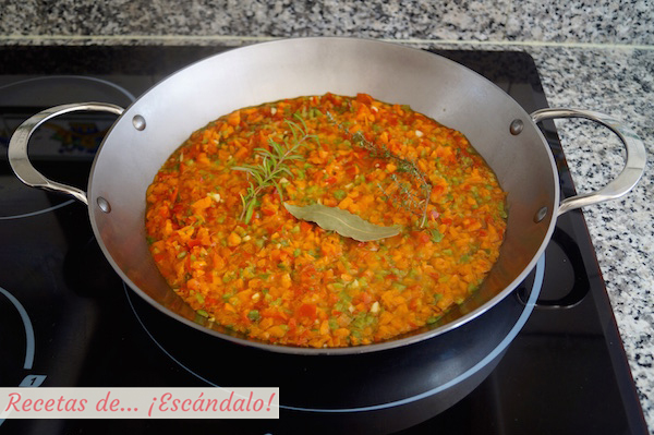 Verduras para el sofrito del arroz con pollo