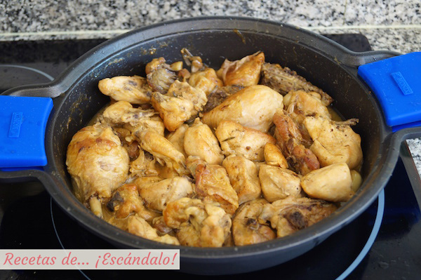 Como hacer pollo en salsa al ajillo