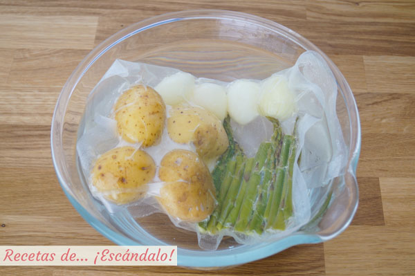Cortar coccion verduras con agua con hielo