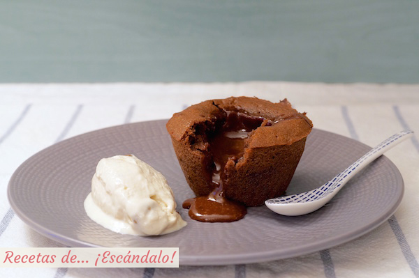Coulant de chocolate o volcan de chocolate. Receta muy facil y deliciosa