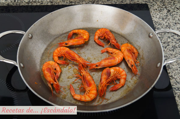 Gambas rojas para la fideua de marisco
