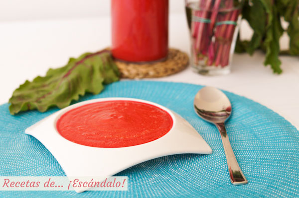 Gazpacho de remolacha, receta muy facil y fresquita