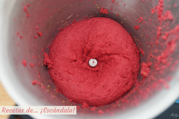 Hummus de remolacha
