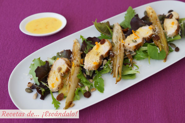 Receta de ensalada de pollo y endivias con salsa de naranja