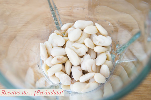 Leche de almendras vegetal
