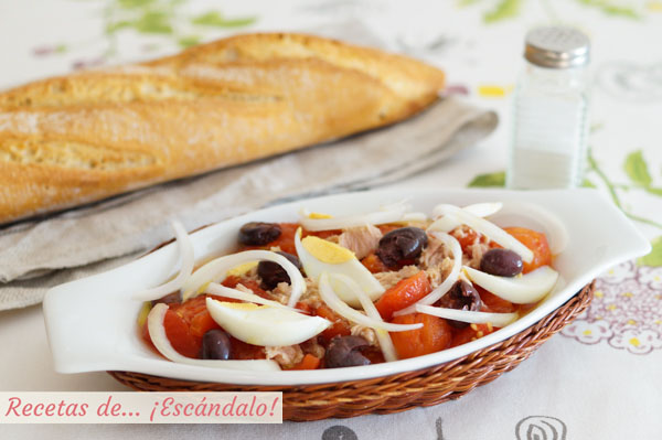Receta de ensalada murciana de tomate, tambien llamada moje o mojete