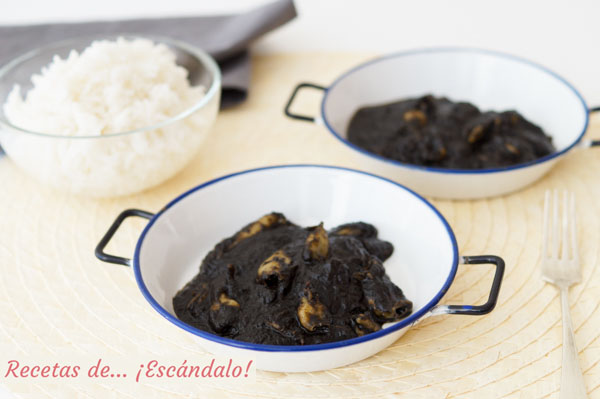 Receta de chipirones en su tinta con salsa y arroz blanco