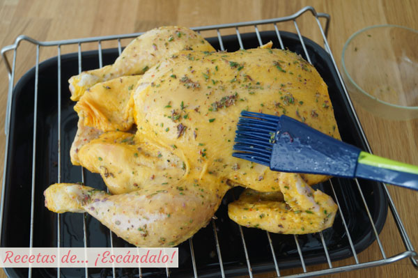 Pollo marinado para asar al horno
