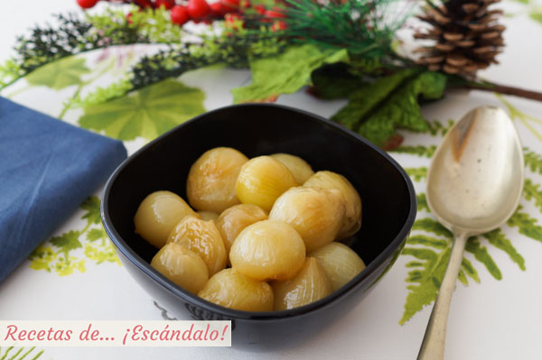 Receta de cebollitas francesas glaseadas (y caramelizadas). Guarnición ideal para carnes y pescados
