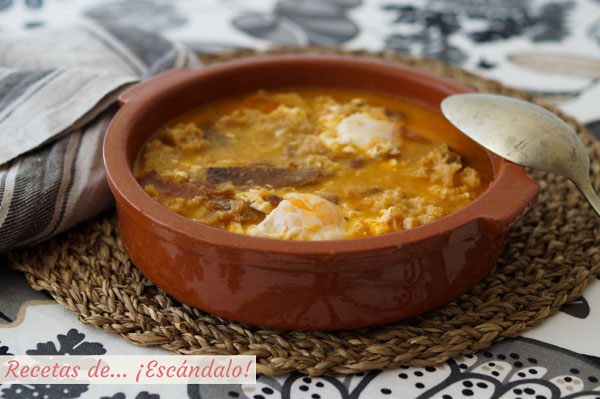 Receta tradicional. Sopa de ajo o sopa castellana
