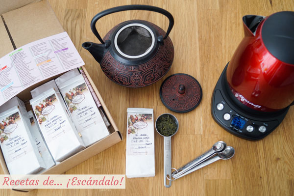 Ingredientes y utensilios para preparar te verde