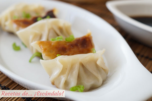 Receta de gyozas o empanadillas japonesas, un dumpling delicioso