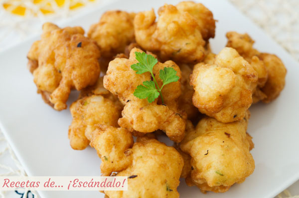 Receta tradicional de bunuelos de bacalao esponjosos y crujientes por fuera