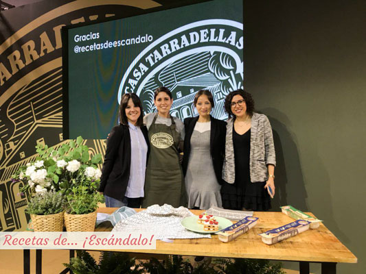 Casa Tarradellas y Presentadora