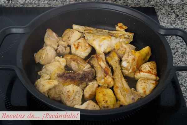 Pollo sellado