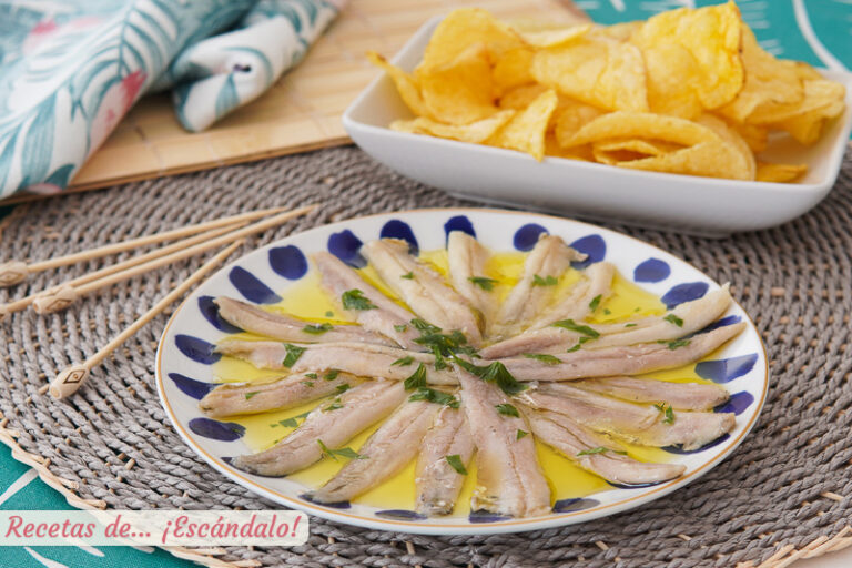 Boquerones en vinagre caseros y sin complicaciones
