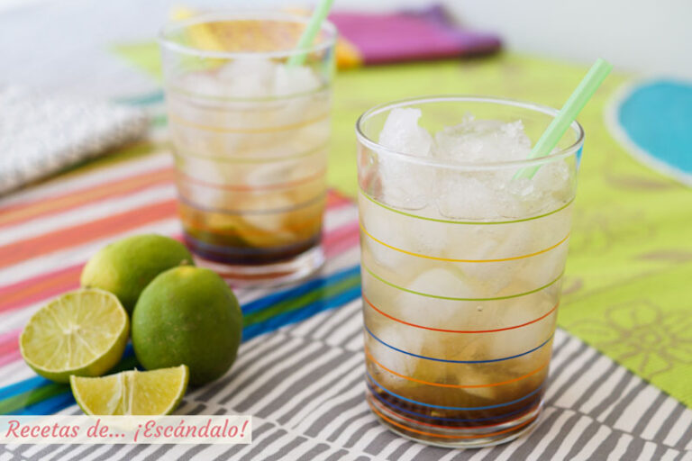 Caipirinha o Caipiriña, la receta del cóctel brasileño