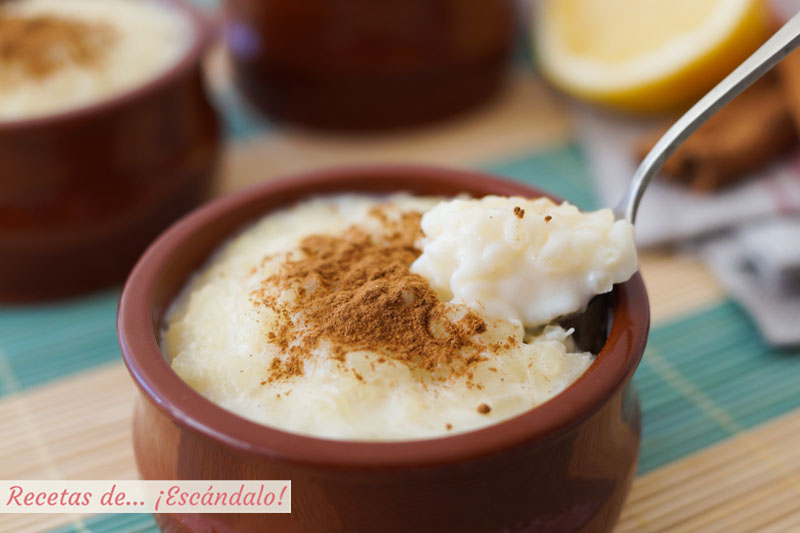 Arroz con leche. Receta de postre casero tradicional