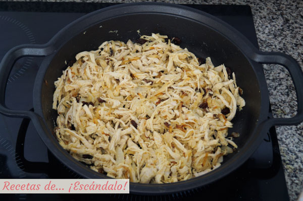 Pollo desmechado a la mostaza