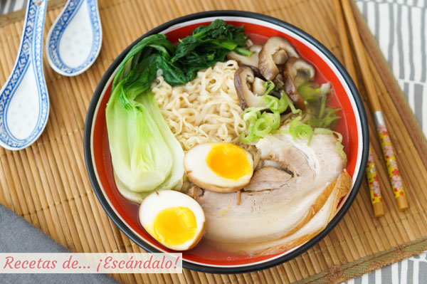 Receta de ramen casero, una sopa japonesa deliciosa y reconfortante