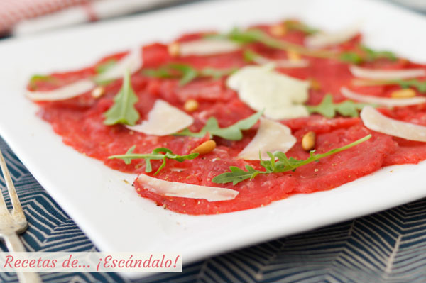 Receta de carpaccio de solomillo de ternera con queso parmesano y salsa tartara