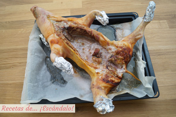 Cochinillo asado al horno