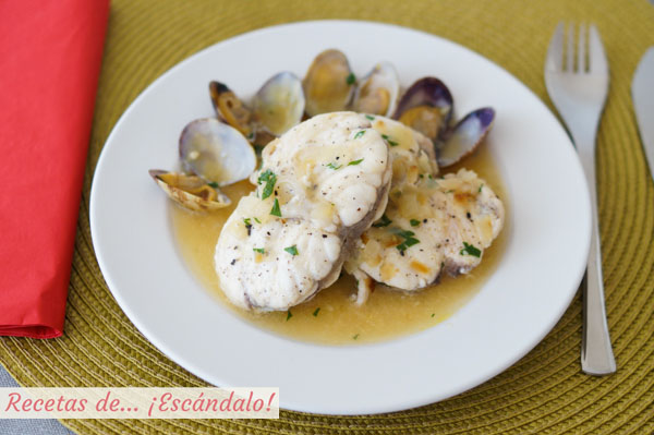 Receta de rape en salsa verde con almejas