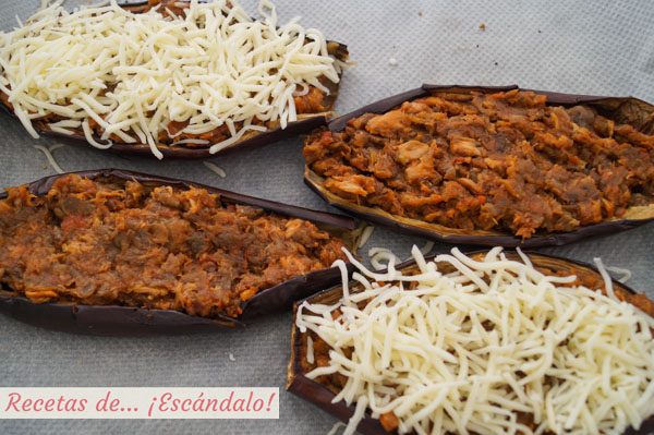 Berenjenas al horno rellenas de atun