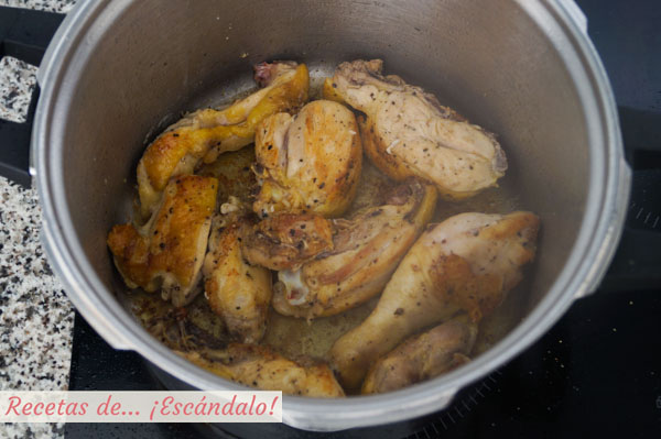 Pollo salteado