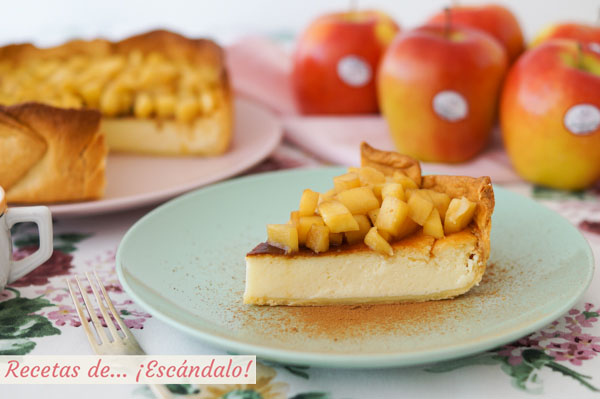 Receta de tarta de queso y yogur al horno con manzana y masa quebrada