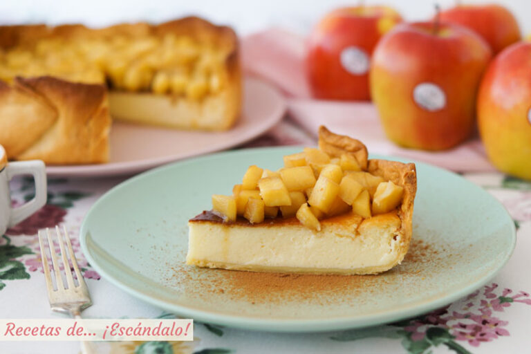 Tarta de queso y yogur al horno con manzana y masa quebrada
